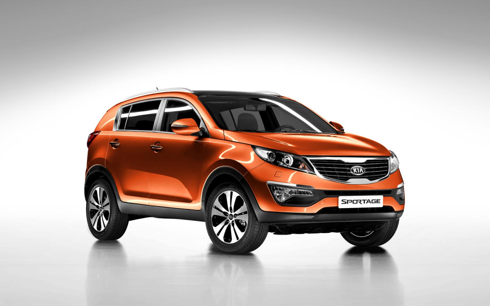 Kia Sportage 2022 оранжевый