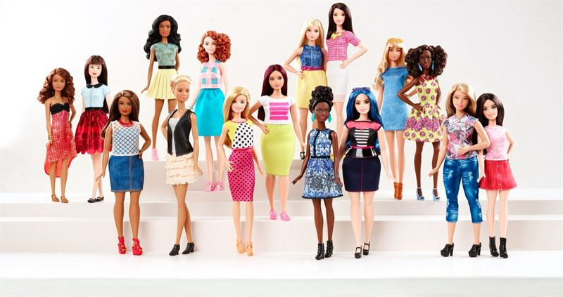 Barbie Presenta Muñecas Con Curvas Bajitas Y Muy Altas 