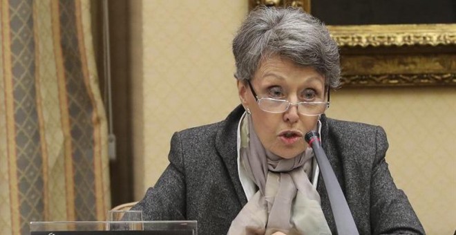 Rosa María Mateo tacha al portavoz del PP de “mezquino” y “miserable” por hablar de su hijo