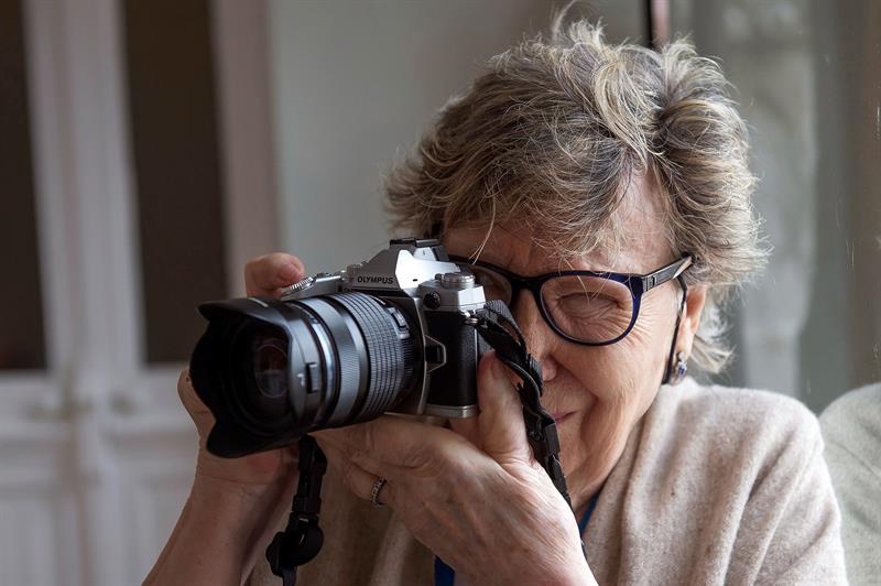 Muere A Los 83 Años Joana Biarnés La Primera Fotoperiodista - 