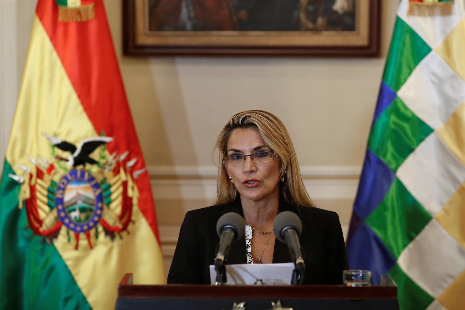 Áñez anuncia que convocará elecciones en Bolivia en las próximas horas