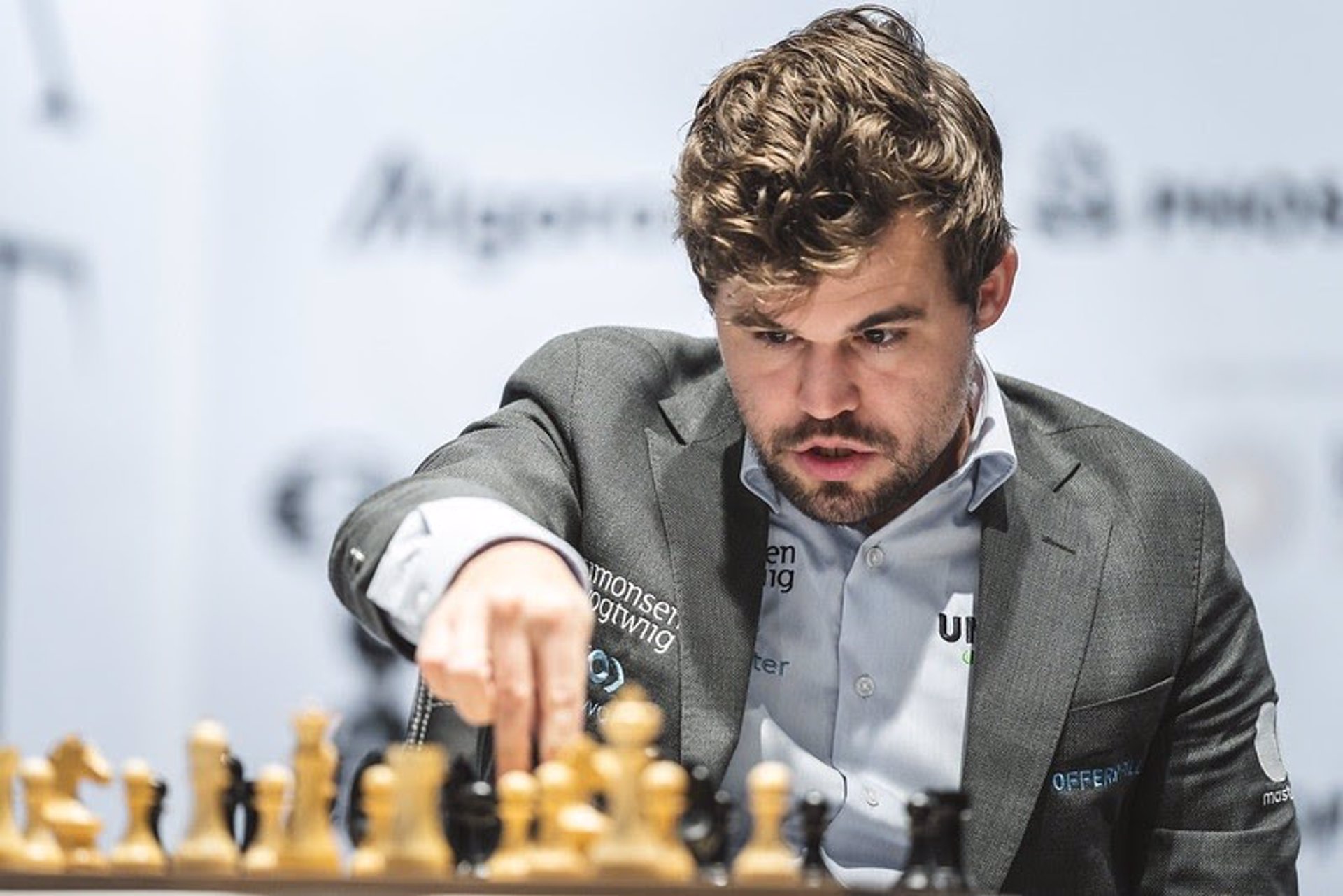 Magnus Carlsen: el maestro multimillonario del ajedrez no puede con las  perlas anales